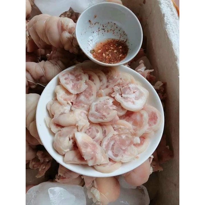 Vó heo, chân giò heo rút xương. Băp giò heo rút xương.