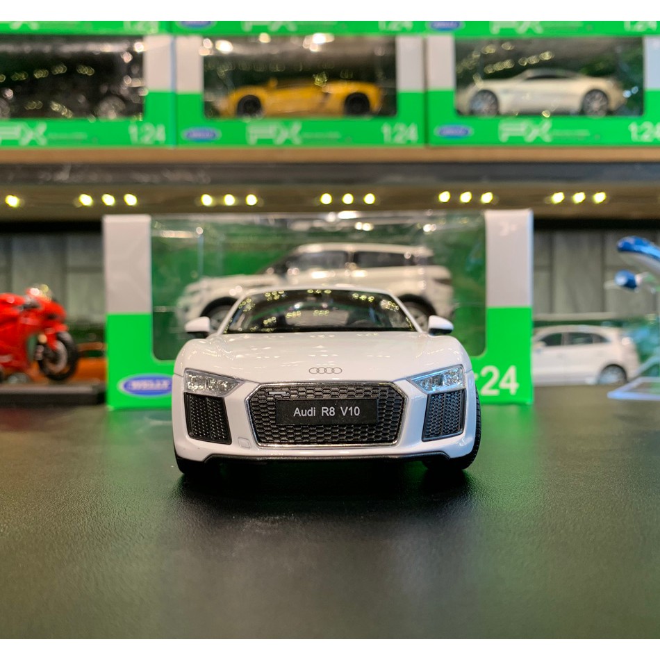 Mô hình xe ô tô Audi R8 V10 2016 tỉ lệ 1:24 Welly màu trắng