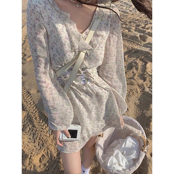 Váy hoa nhí tím kèm corset siêu xinh