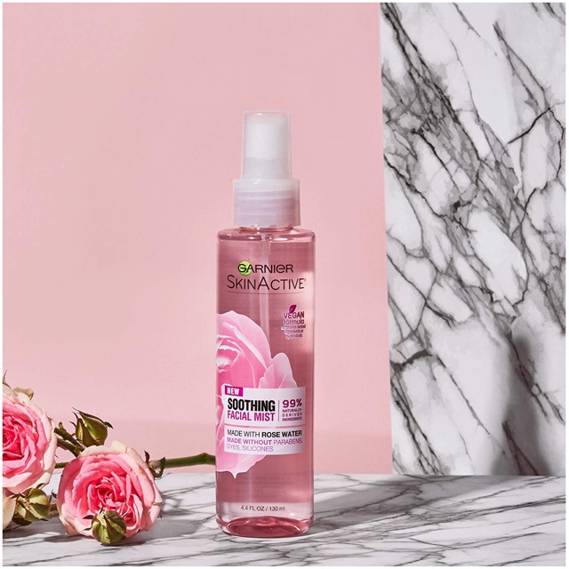 XỊT DƯỠNG HOA HỒNG GARNIER SKINACTIVE SOOTHING FACIAL MIST  WITH ROSE WATER.