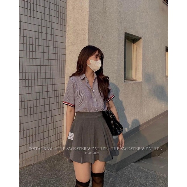 Set bộ Thomb chân váy xoè áo sơ mi, Set đồ nữ hoạ tiết kẻ sọc phong cách Hàn Quốc