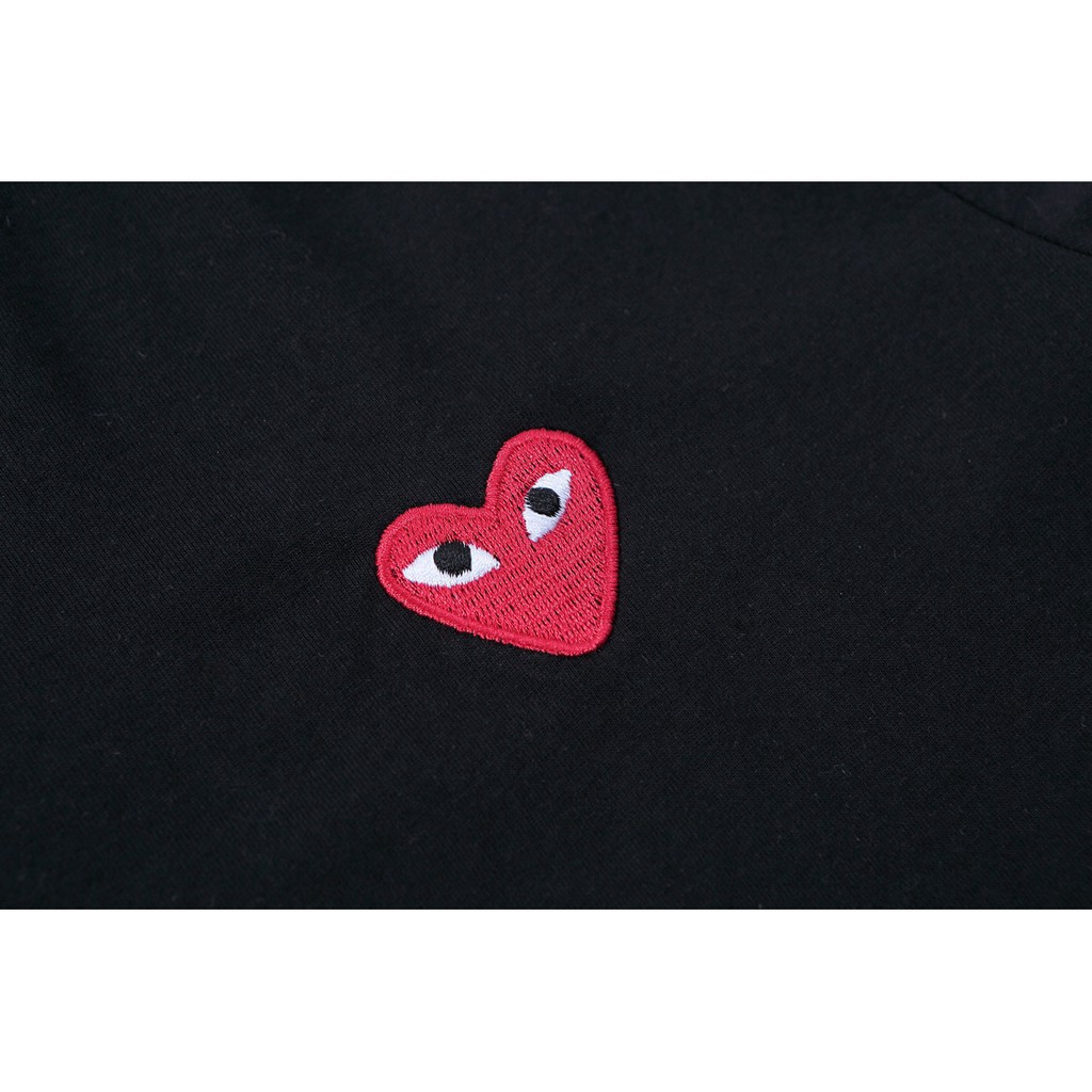 Áo thun ngắn tay thêu hình trái tim cho cặp đôi