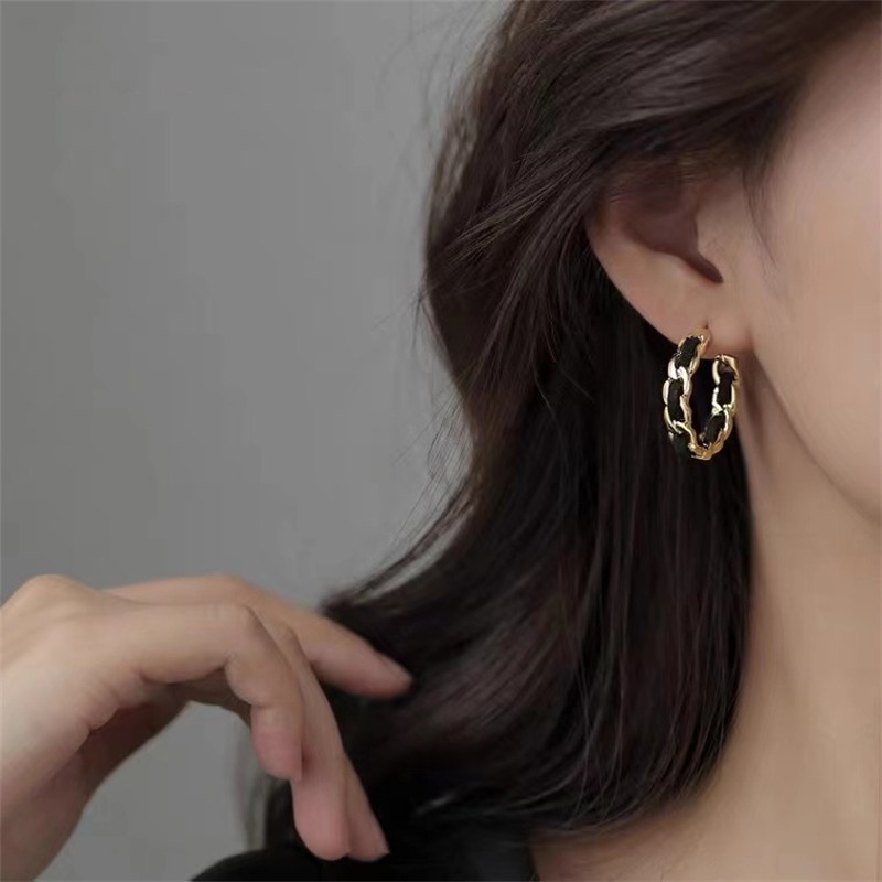 Xj Khuyên Tai Chuỗi Xích Chữ C Lạnh Xoắn Bằng Nhung Chất Lượng Cao Cho Nữ