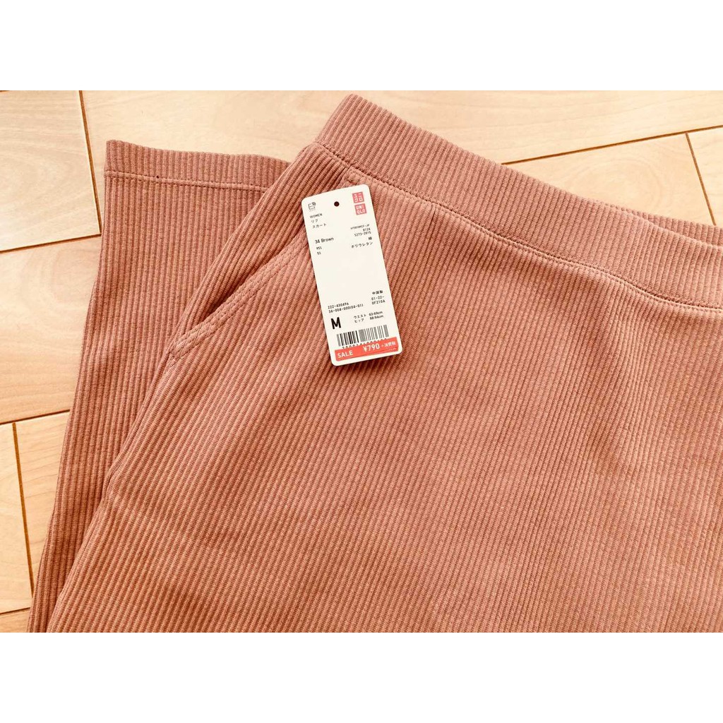 (UNIQLO Nhật chính hãng) Nữ- Chân váy bút chì dáng midi xẻ sau kẻ tăm chất thun- Woman Ribbed Skirt | BigBuy360 - bigbuy360.vn