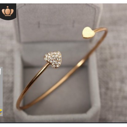 SA11. vòng tay trái tim