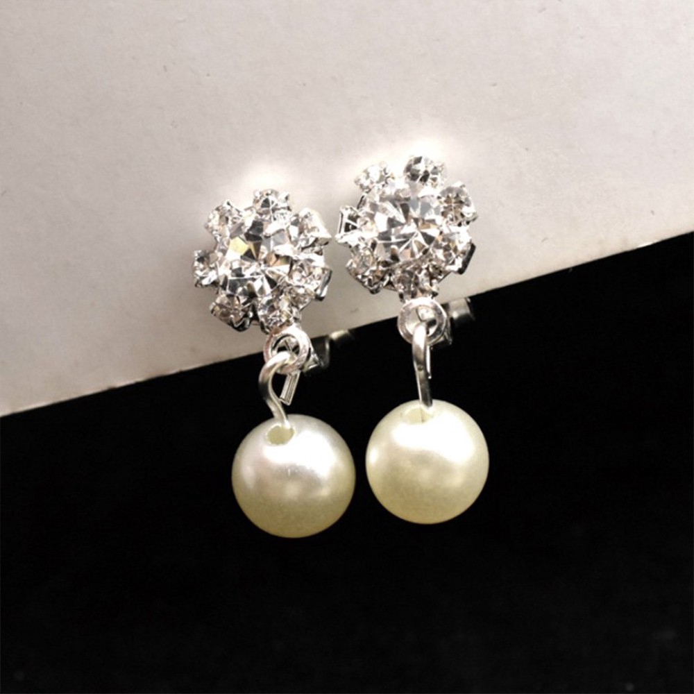 Khuyên kẹp vành tai hình hoa đính ngọc trai nhân tạo thời trang