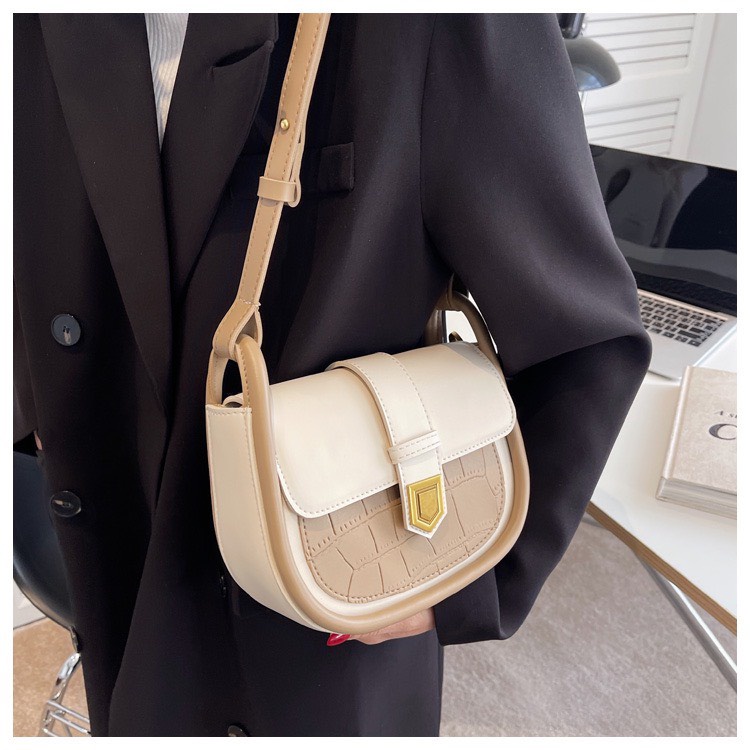 Túi xách đeo chéo nữ thời trang giá rẻ đẹp đi chơi phong cách hàn quốc dễ thương cute DC16