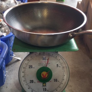 Chảo xào van đá tổ ong 32cm