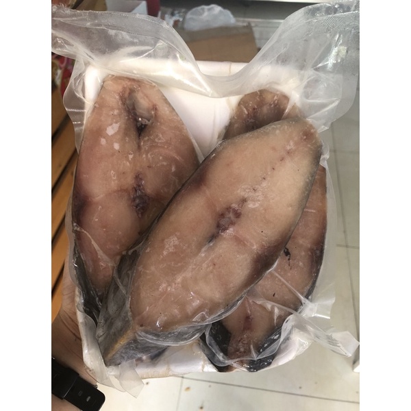 CÁ HỐ CẮT KHÚC và CÁ THU (đã móc ruột, hút chân không)