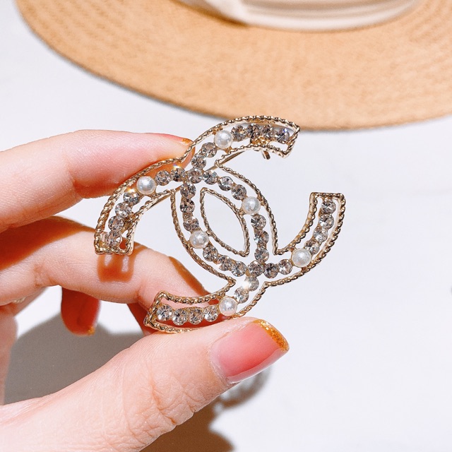 Cài áo mẫu mới nhất 2021