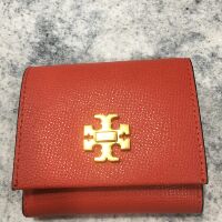 VÍ TORY BURCH