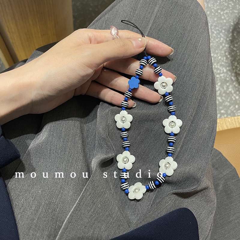 Dây Đeo Điện Thoại Bằng Acrylic Mềm Chống Thất Lạc Đính Hạt Ngọc Trai Hình Hoa Màu Trắng Dễ Thương