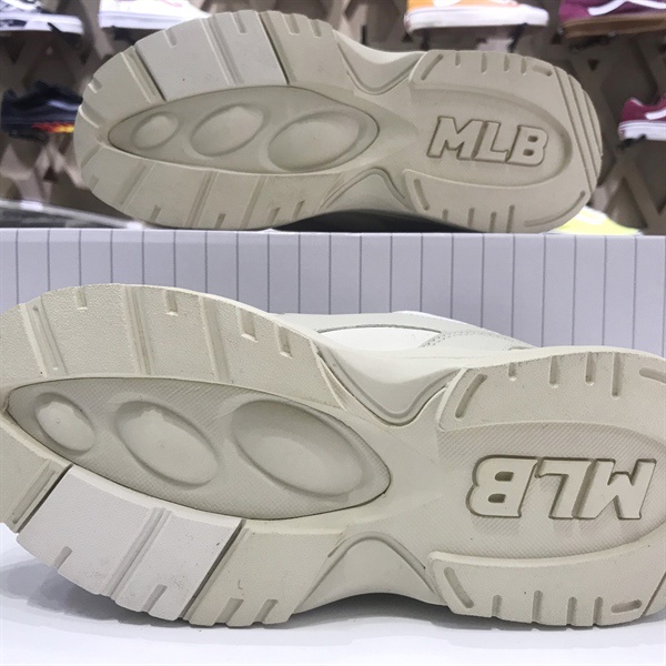Giày thể thao MLB NY Yankees Big Ball Chunky Lite Sneaker