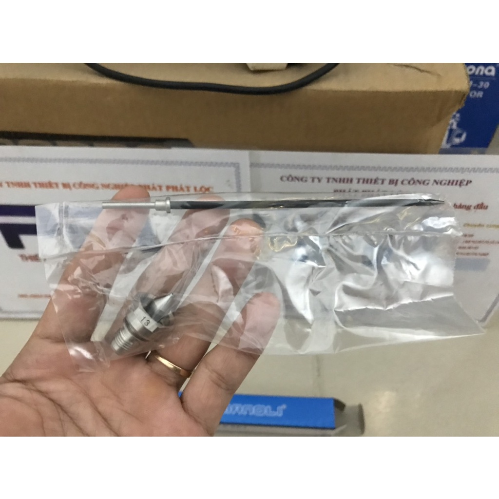 Kim bec W101 súng phun sơn manoli, lắp được cho súng phun sơn iwata W101