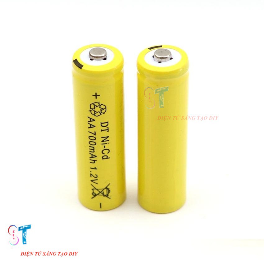 Vỉ 4 Viên Pin Sạc Ni-Cd AA 1.2V 700mAh Cho Đồ Chơi Điều Khiển, Xe Điểu Khiển