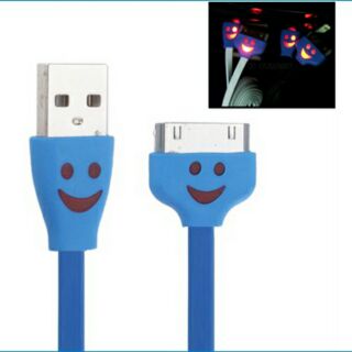 Cáp Iphone 4 Mặt cười Đèn Led