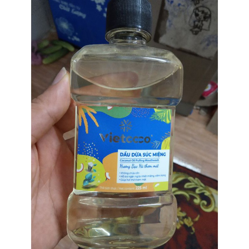 Nước súc miệng dừa vị bạc hà 225 ml vietcoco