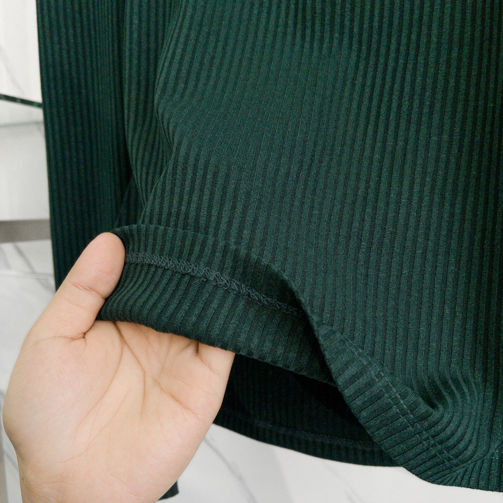 Áo len MASARA chất liệu len cao cấp màu xanh dậm chuẩn phom chuẩn dáng tự tin cho nàng khoe cá tính