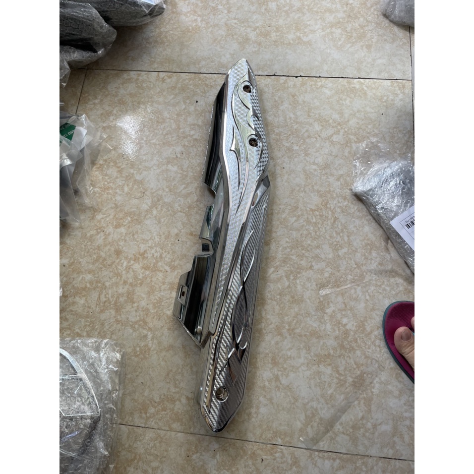 Che pô, ốp pô mạ crom xe Sirius Fi 2021, Sirius thường