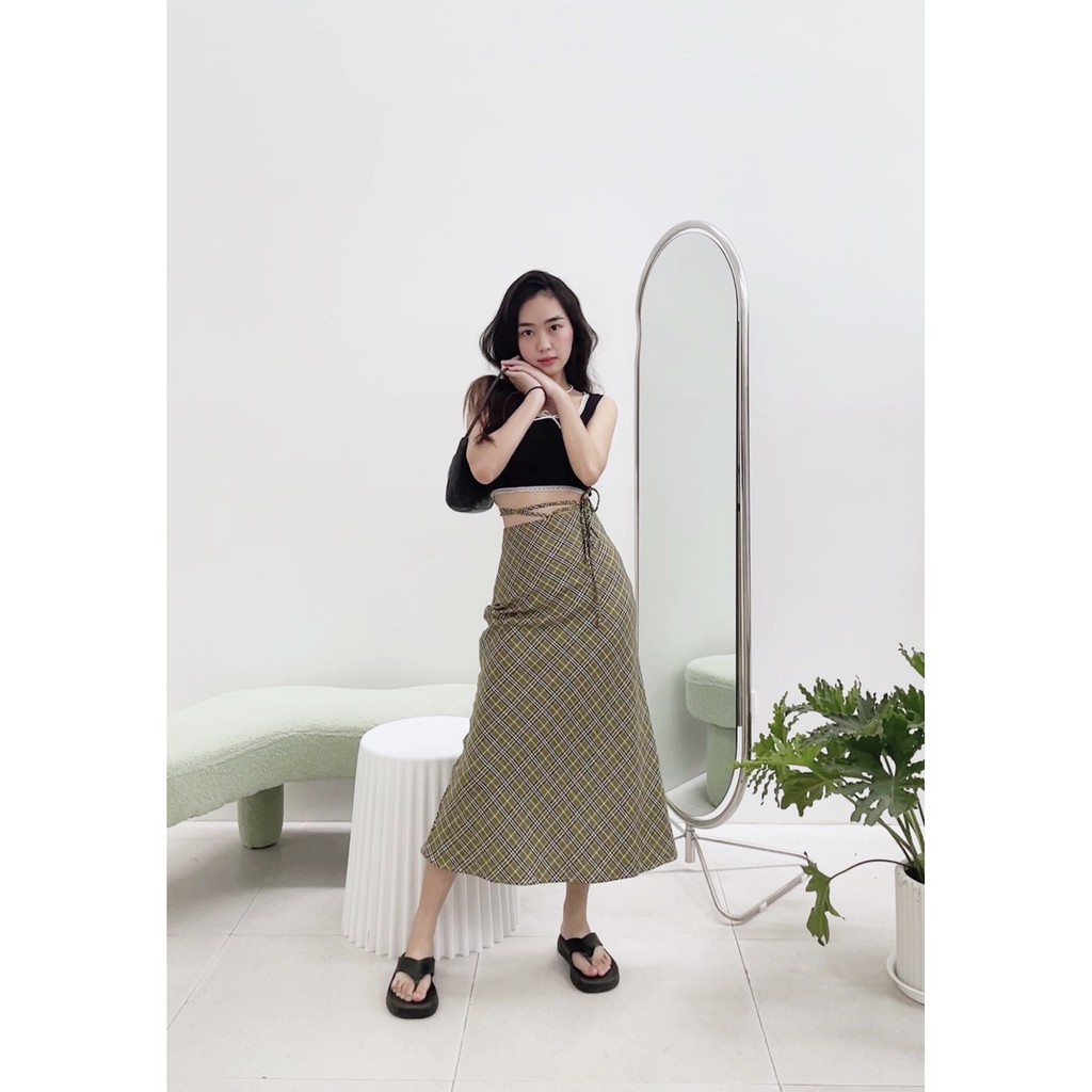 Naked By V - Chân váy buộc eo Tie Waist Skirt | BigBuy360 - bigbuy360.vn