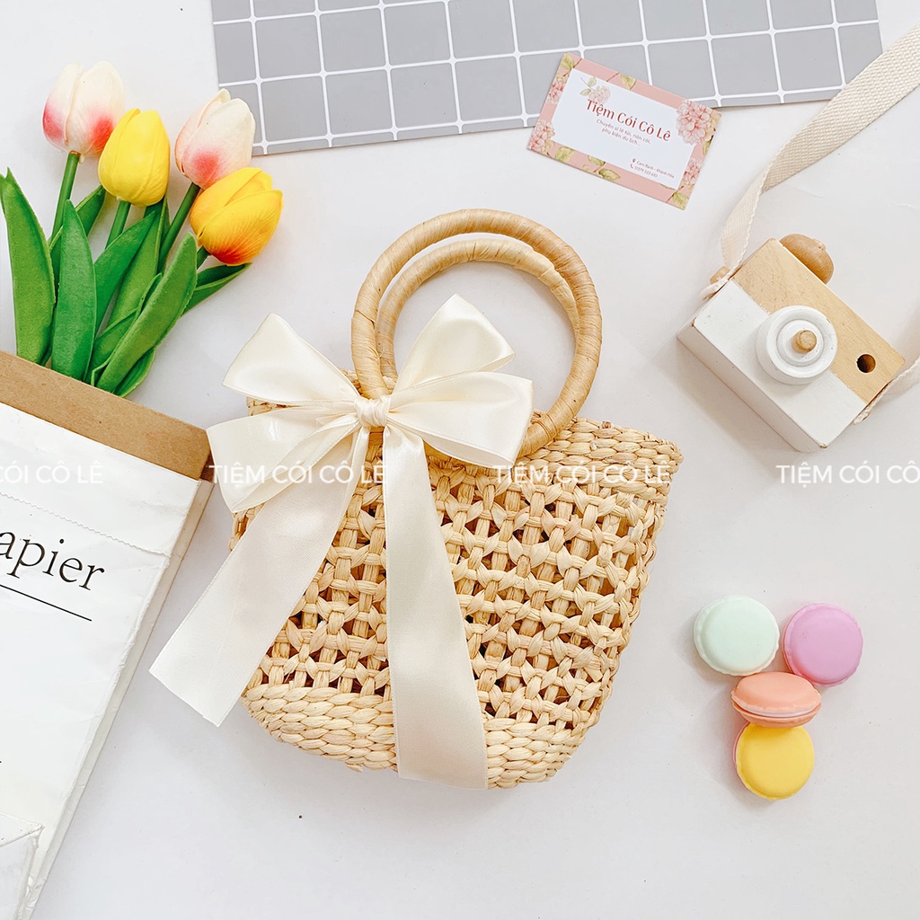 Túi cói mini cầm tay size 20cm đan hoa thị đẹp mắt - Tiệm Cói Cô Lê