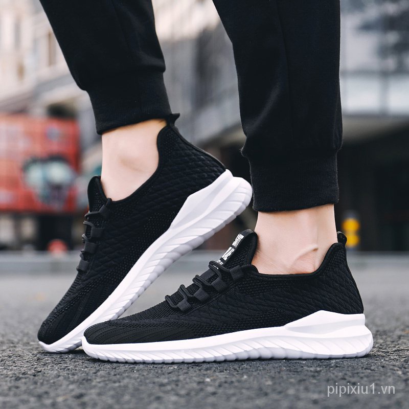 Ready Stock Size 39-44 2021 Men Sneakers Fashion Kasut Wanita Breathable Ultra Light Non-slip Casual Sports Running Shoes