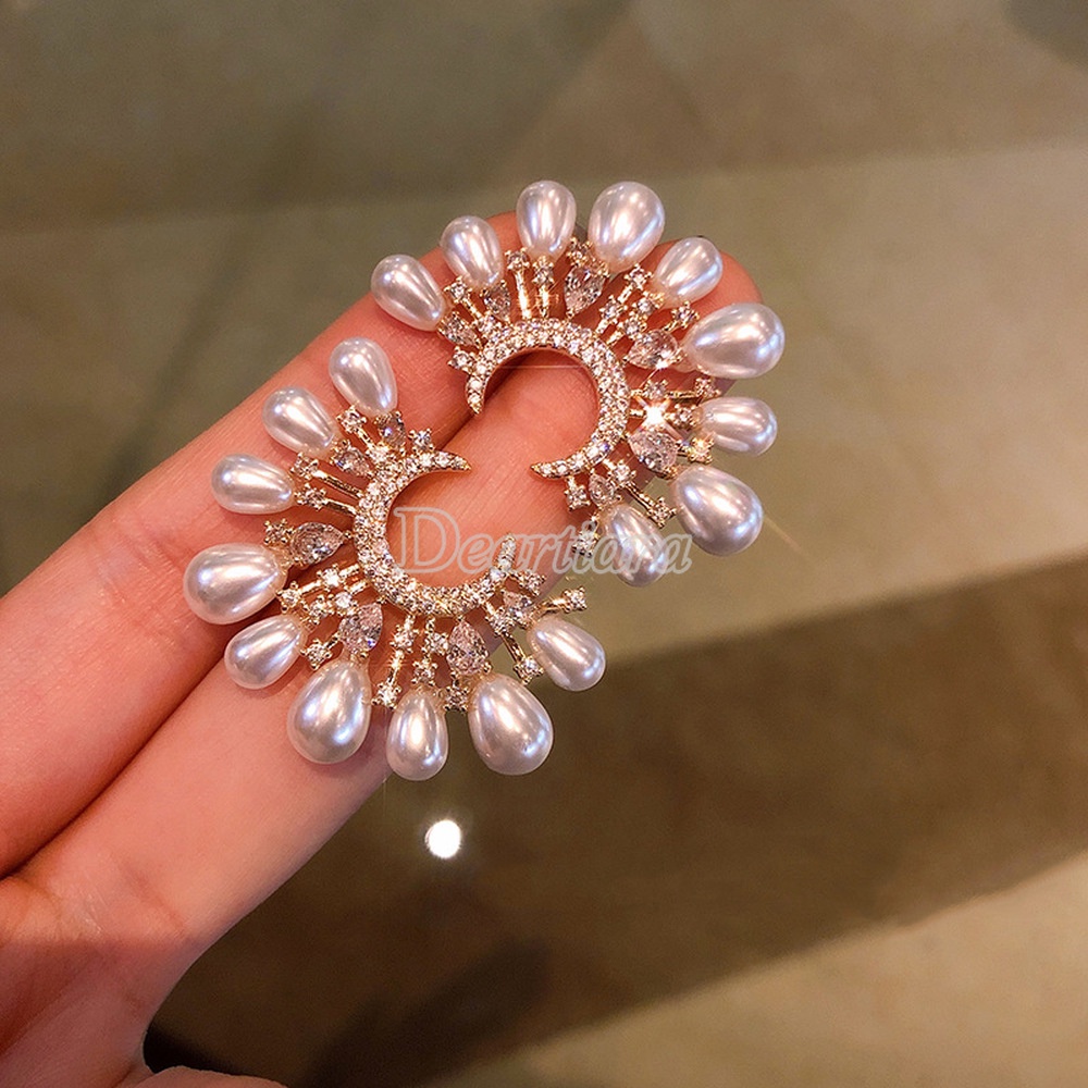 Bông Tai Chữ C Đính Ngọc Trai Cao Cấp Sang Trọng