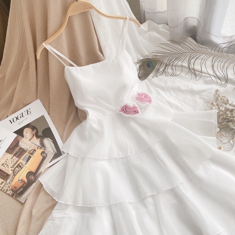 ĐẦM TẦNG ĐÍNH HOA TRẮNG