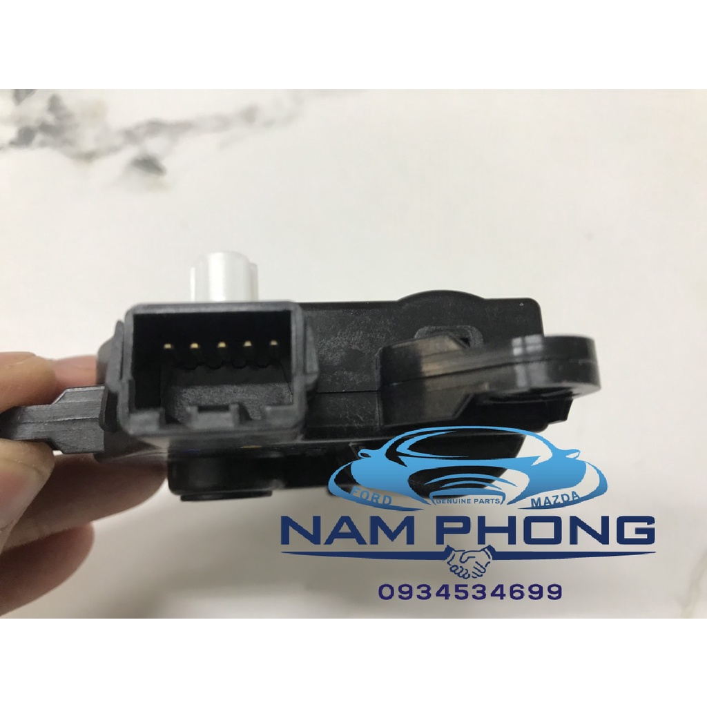 Mô tơ chia gió nóng lạnh Ford Ranger Mazda BT50 13 - 18 - AB3919E616BA / UC9P61A60