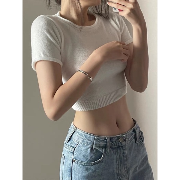 Áo croptop dây buộc bụng