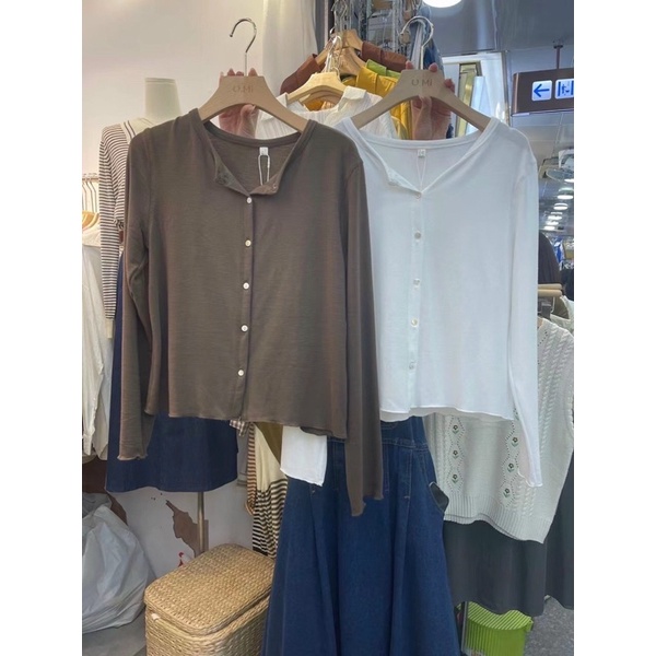 Cardigan cổ tròn