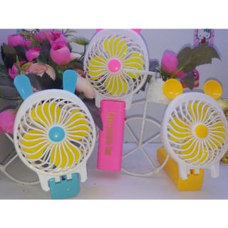 Quạt mini cầm tay chạy pin