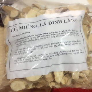 Đinh lăng khô miếng 1kg sản phẩm có lẫn thân