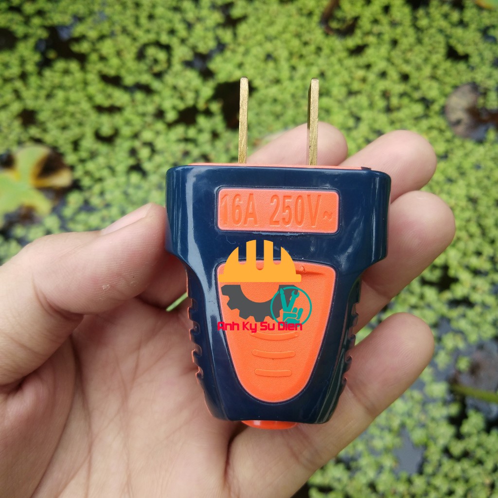 PHÍCH CẮM ĐIỆN CHÂN DẸT SINDARTA