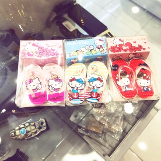 Tẩy bút chì hình đôi tông helo kitty