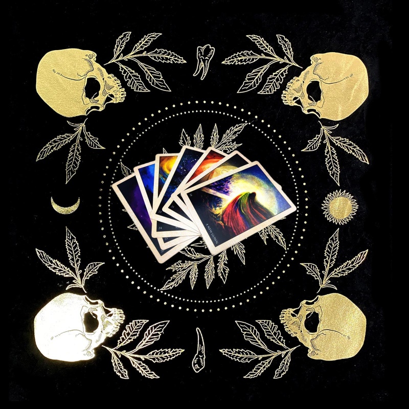 Tấm Thảm Trải Bàn Dùng Chơi Bài Tarot Độc Đáo