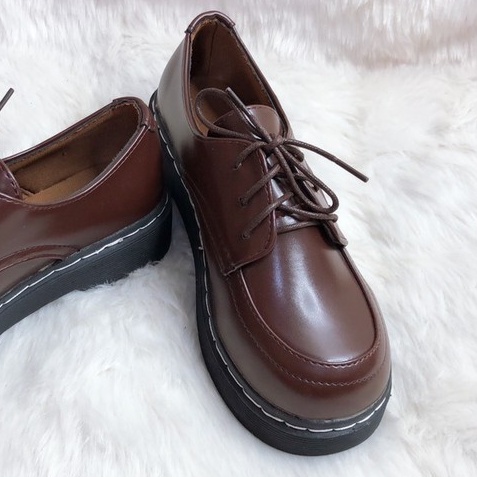GIÀY OXFORD DA LÌ HOT TREND 2020