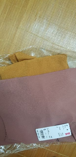 Áo yếm Uniqlo Nhật
