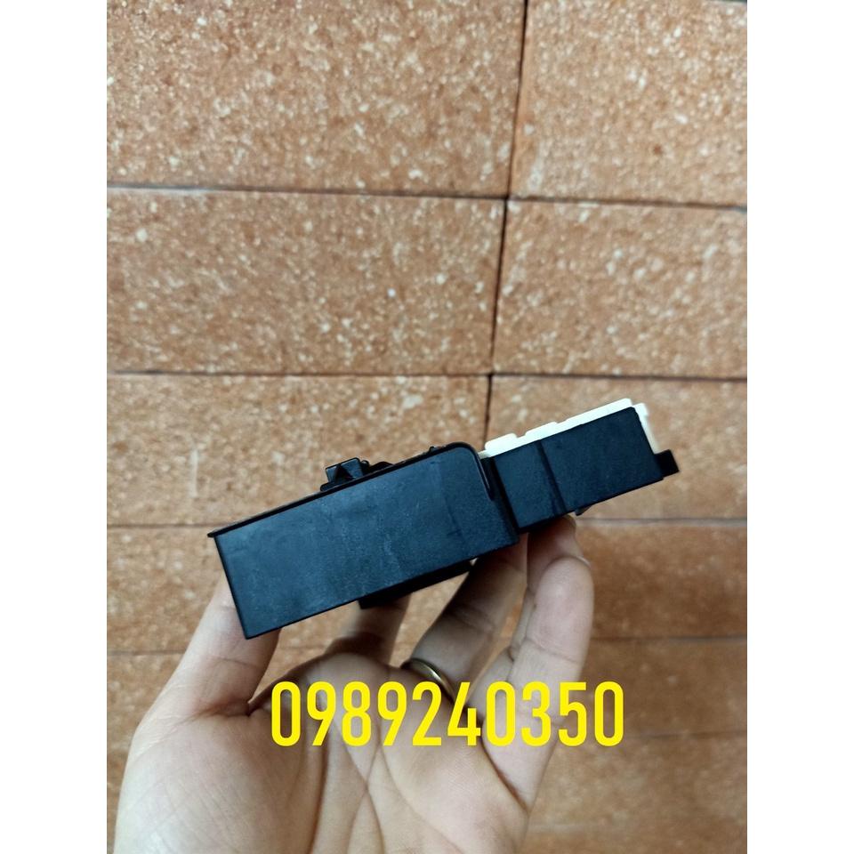 Công tắc khóa cửa máy giặt LG 17kg WD - 17DW chính hãng