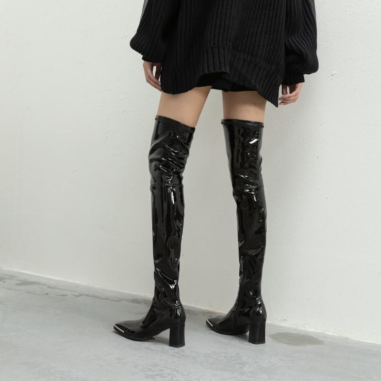 Giày bốt Martin cổ cao qua gối thời trang cá tính | BigBuy360 - bigbuy360.vn