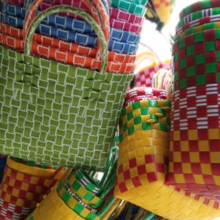 Giỏ xách đan bằng nhựa thời trang
