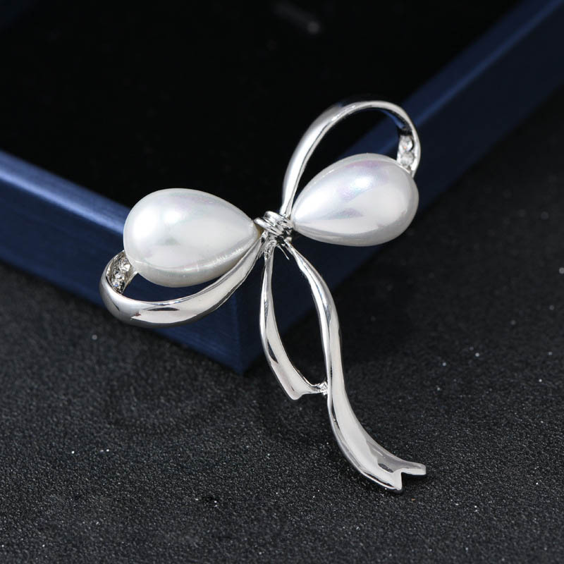 2 Ghim Cài Áo Hình Nơ Đính Đá Và Ngọc Trai Thời Trang