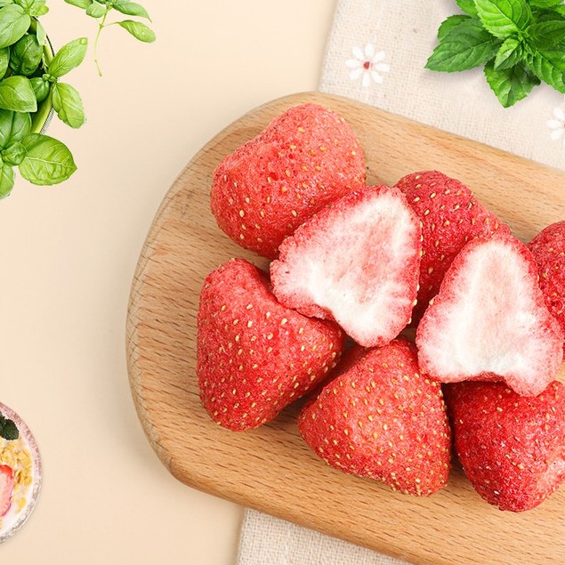 Dâu sấy khô giòn 250g, 500g, 1kg