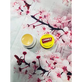 Son dưỡng môi carmex