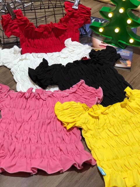 Áo trễ vai bé gái