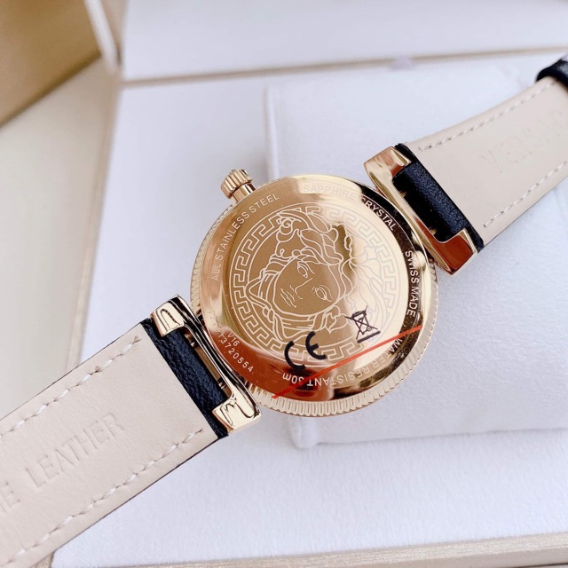Đồng hồ nữ Versace daphnis