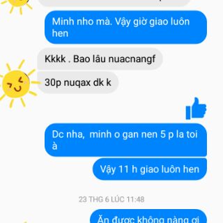 Cơm chiên mắm hành lắc khô gà