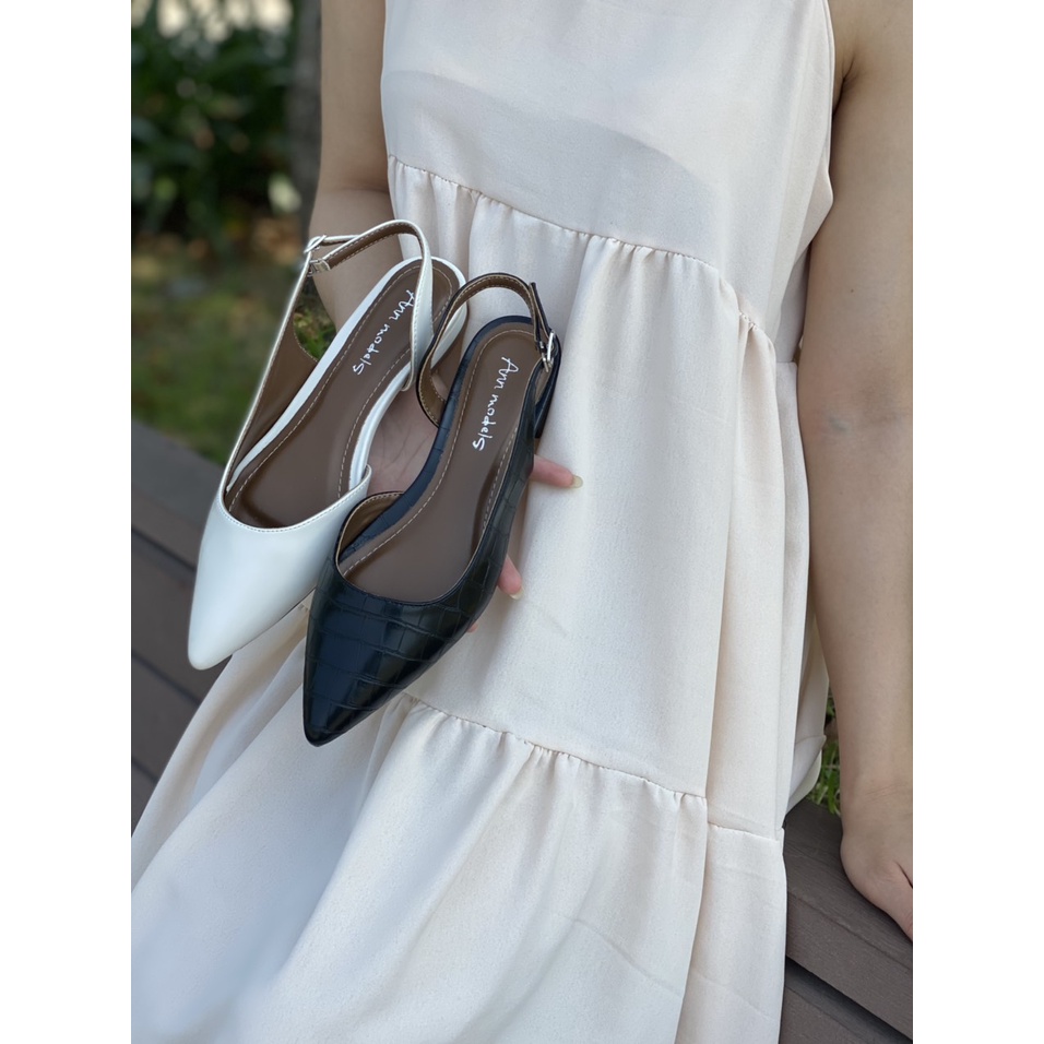 Sandal bít mũi khoét cạnh mũi nhọn gót vuông 2cm