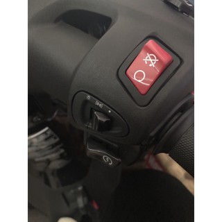 Nút IDLING STOP đỏ SH 300i