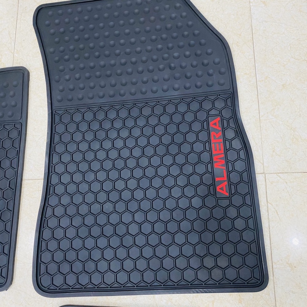 Thảm lót sàn cao su xe Nissan Almera màu đen chữ đỏ - Hàng đúc chuẩn theo xe, không mùi